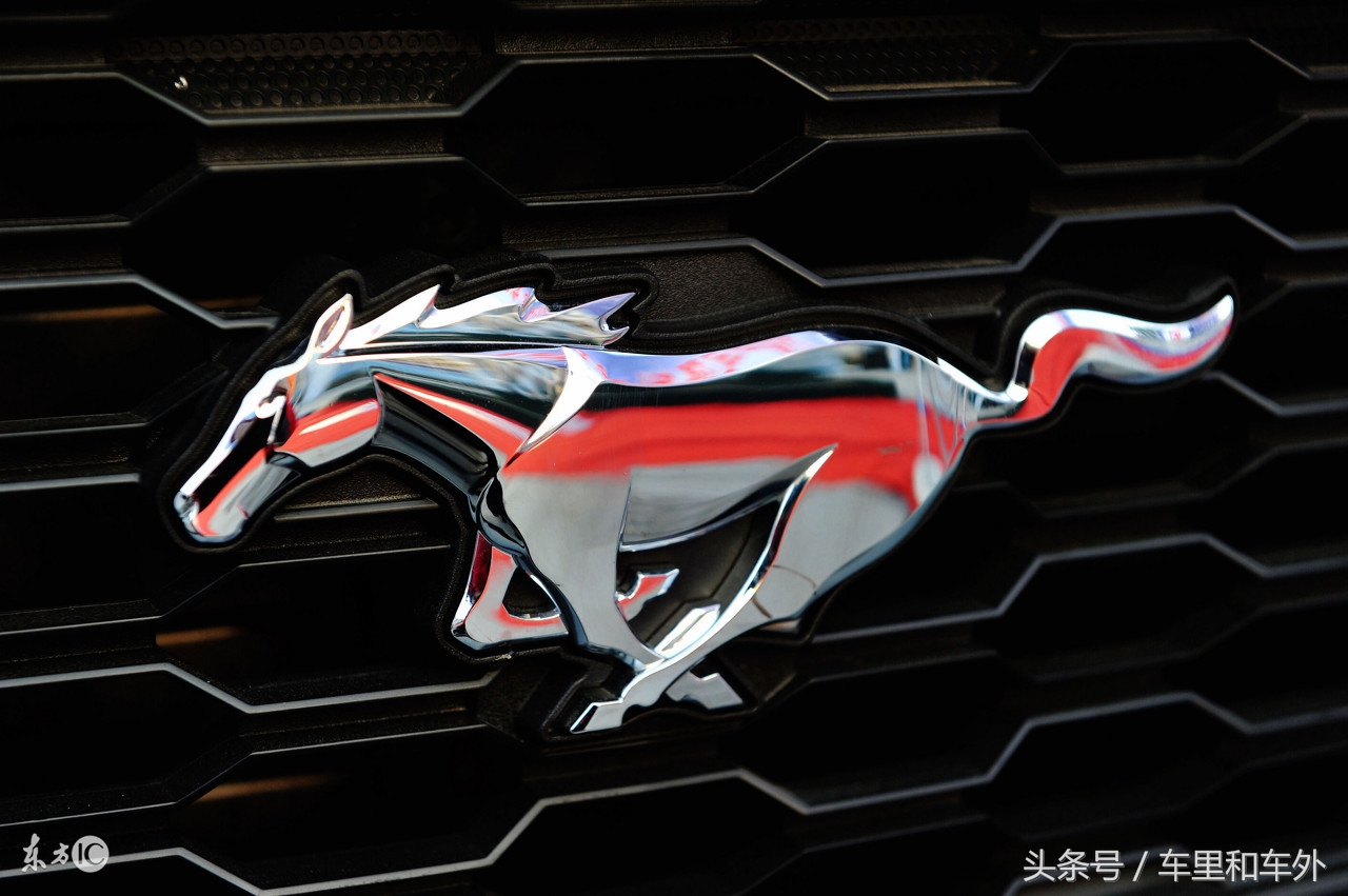 野马法拉利保时捷车标的区别,法拉利和野马的标志怎么区别