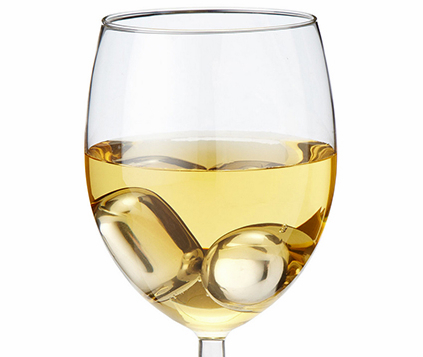 白葡萄酒饮用步骤,白葡萄酒兑什么喝
