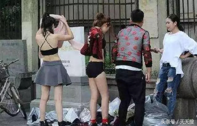 淘宝卖家秀试衣模特视频怎么拍的,淘宝卖家的模特都是自己拍的吗