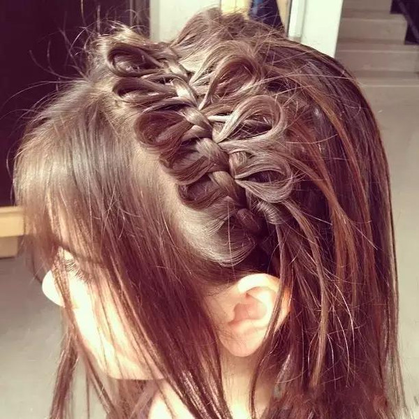 宝妈儿童编发之个性马尾辫编法,超级简单的儿童编发