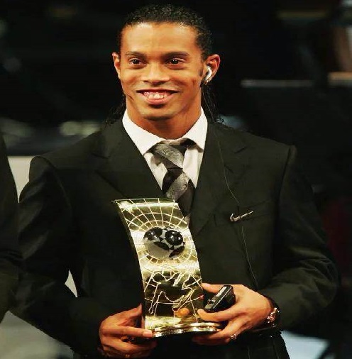 小罗世界级停球,单车过人集锦100例