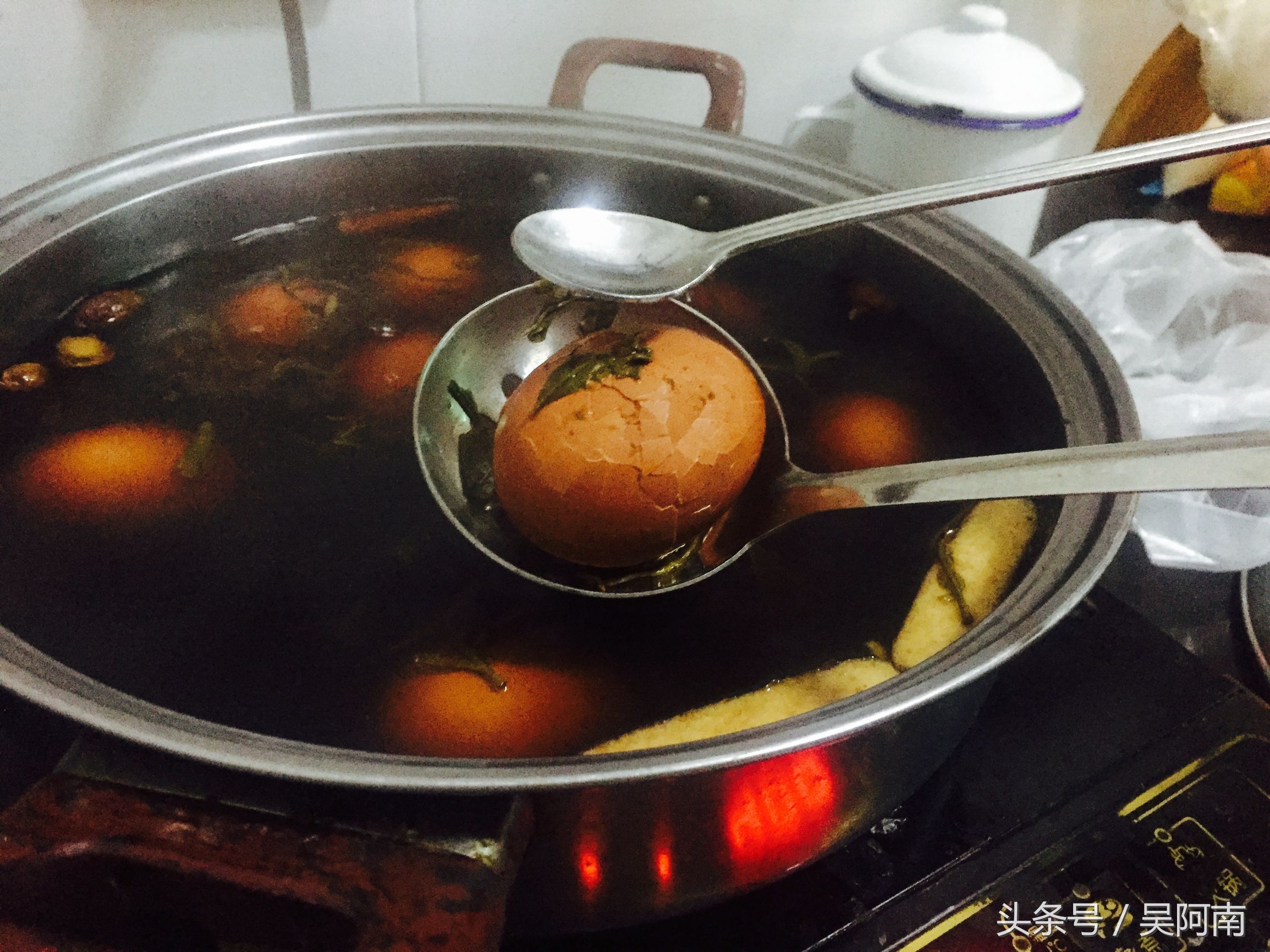 台湾省人说大陆吃不起茶叶蛋，我想是因为说的人买不起茶叶吧