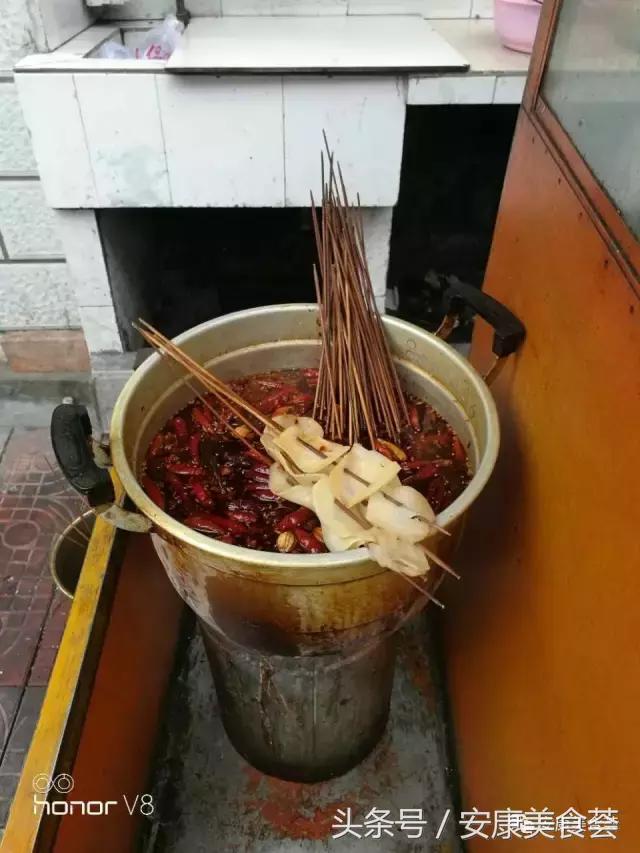 安康麻辣烫夹馍酱料配方,安康麻辣烫所有菜品