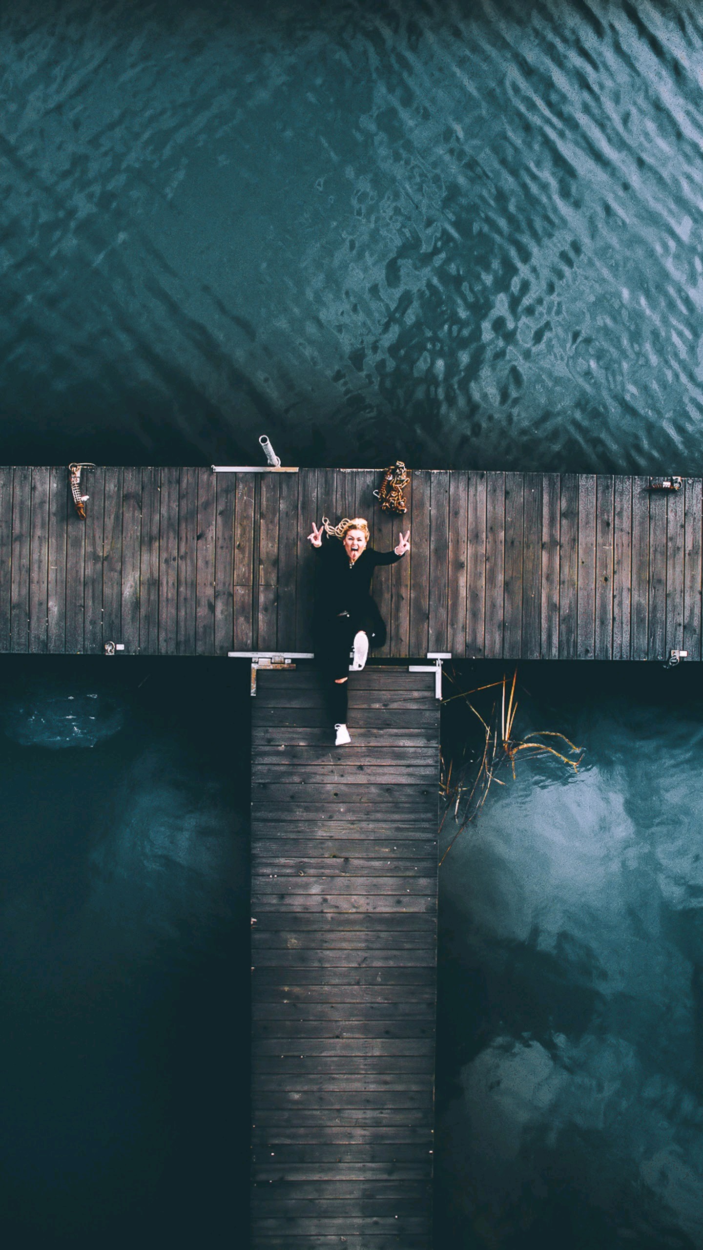 超多高清好看的壁纸,归来的奥特曼壁纸