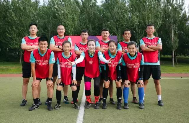 学转英超基层足球教练培训开班,学转英超教练员