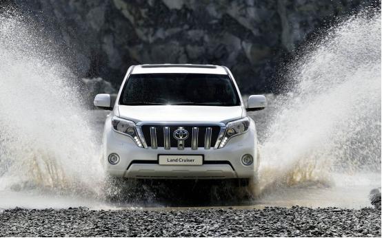 丰田普拉多2700油耗多少钱一公里,普拉多lc2502.4t油耗怎么样