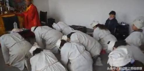 世界上遗留下来的鬼故事,鬼故事人死了要经过什么地方