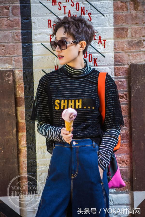 在路边拍照怎么摆姿势好看蹲着,在路边拍扭腰视频