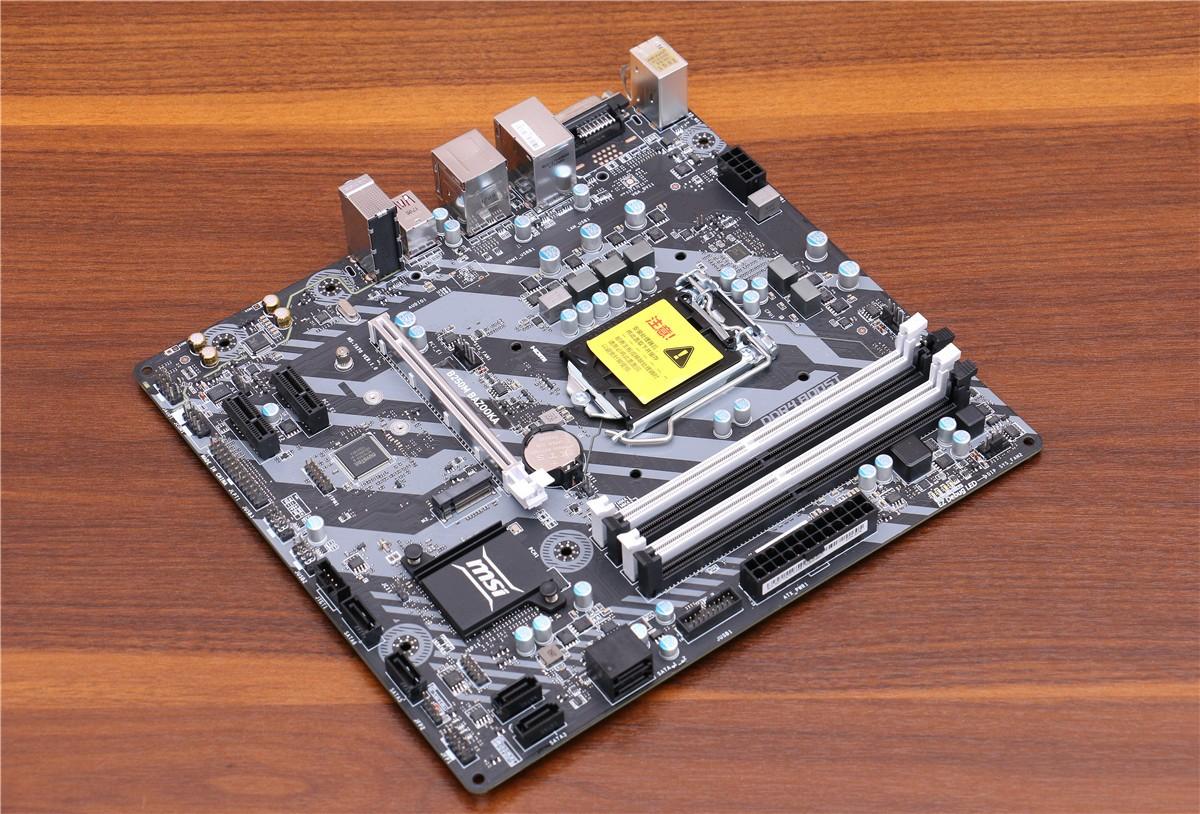 电脑怎么用光盘重新装机详细步骤,电脑重装系统教程win7一键装机