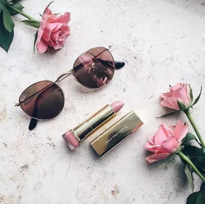 蜜丝佛陀牛油果口红025测评,蜜丝佛陀热血成都口红试色