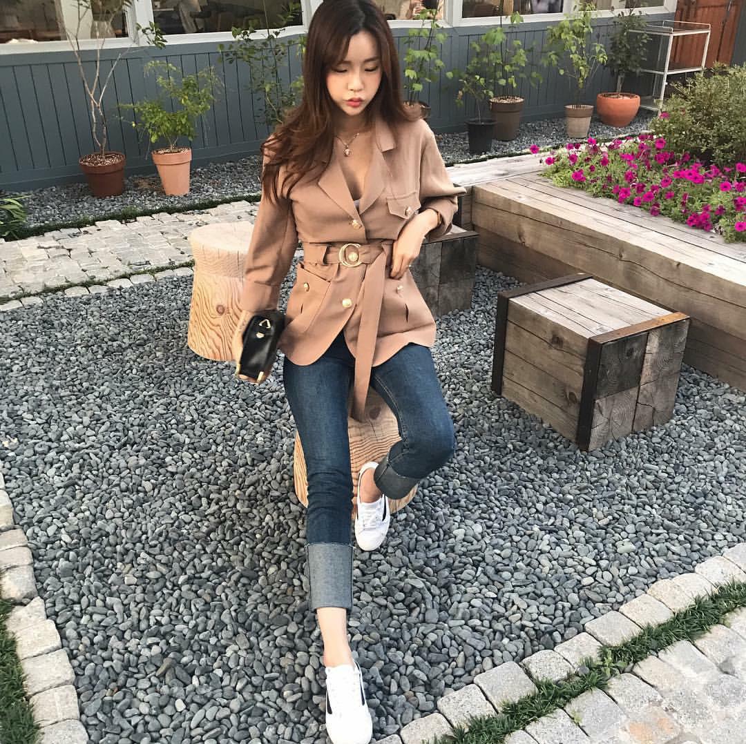 秋装搭配一整套休闲时尚减龄,有哪些秋装搭配实用又时髦的