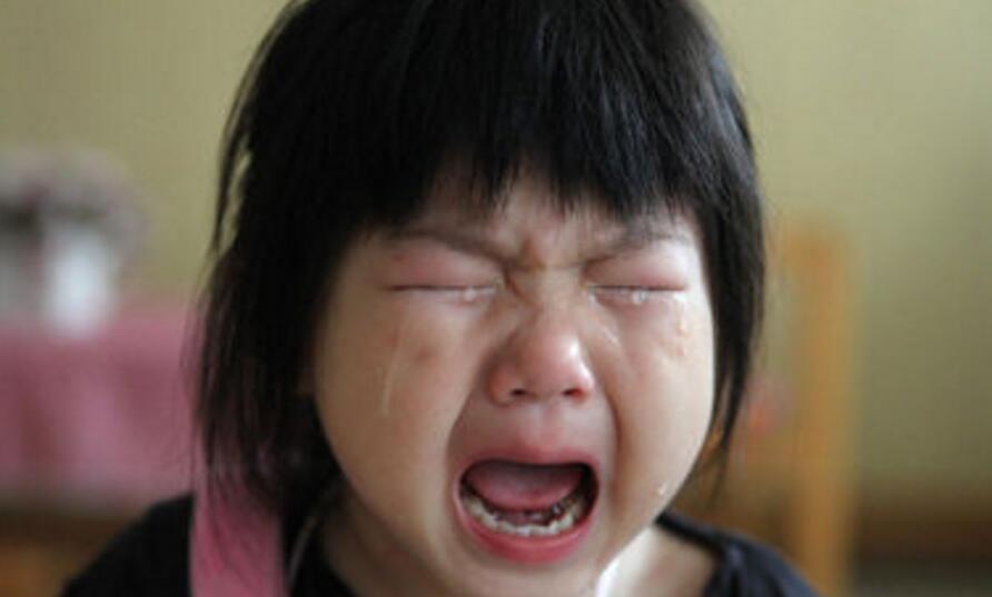 为争一口气，我在童装店硬是“逼”哭了孩子