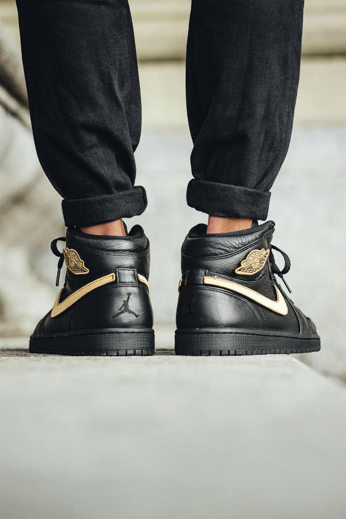 黑金配色球鞋推荐,顶级黑金球鞋配色