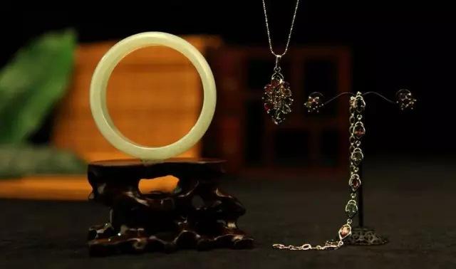 中国四大名玉岫玉,带您欣赏岫玉高端美玉