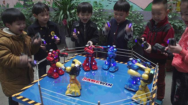 6米8的大黄蜂,800多块的大黄蜂机器人