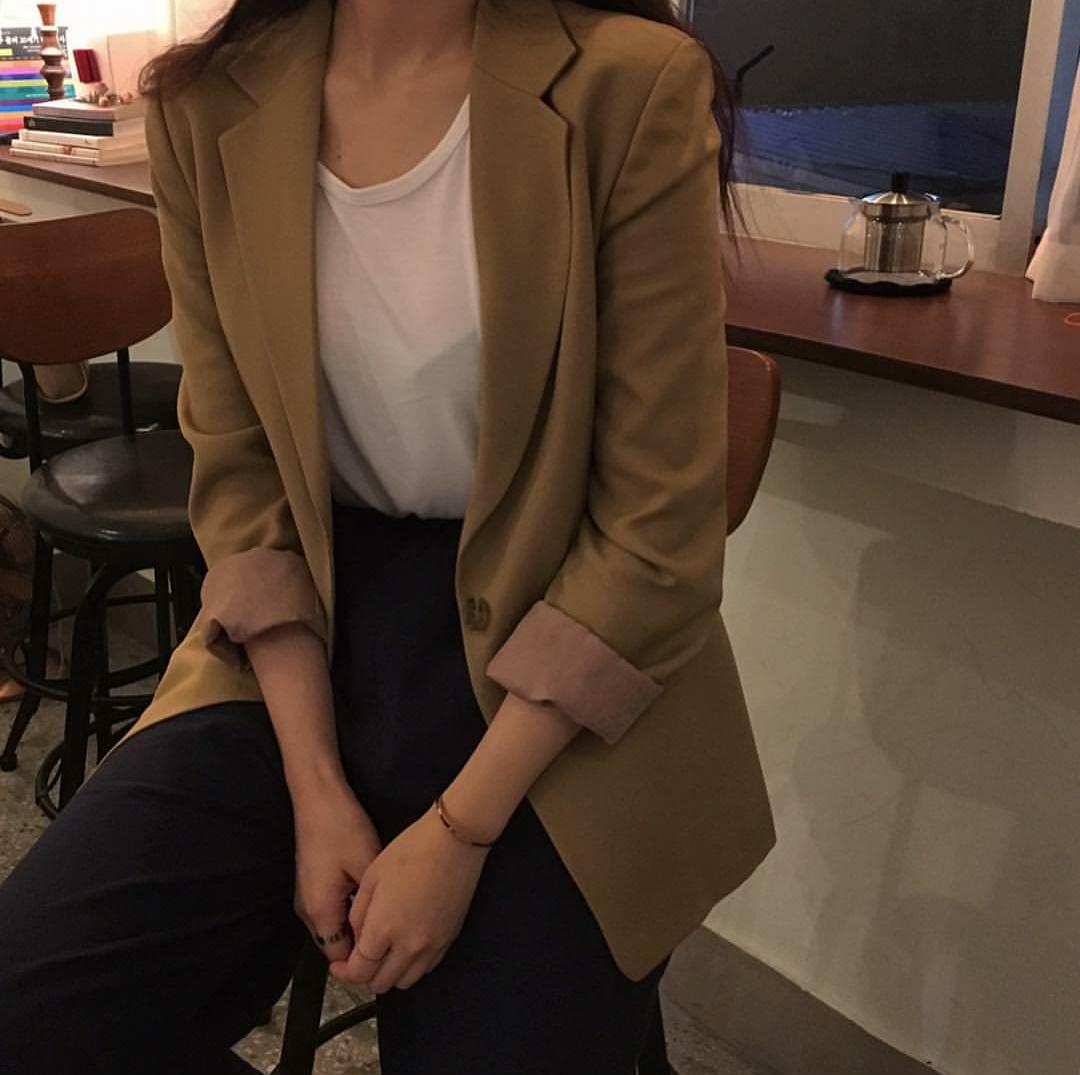 秋装搭配一整套休闲时尚减龄,有哪些秋装搭配实用又时髦的