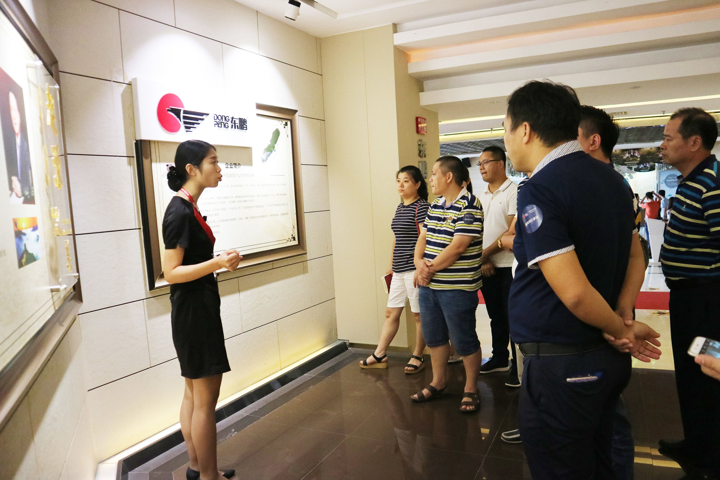 东鹏瓷砖50周年上新季,东鹏陶瓷哪年诞生的