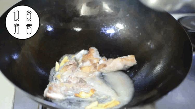 美食制作白菜豆腐鱼头汤的做法,白菜鱼头汤做出来有点苦