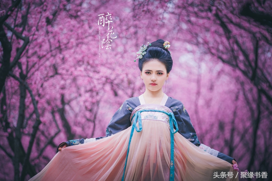 醉花阴宋李清照简短赏析,醉花阴宋李清照古诗的意思是什么