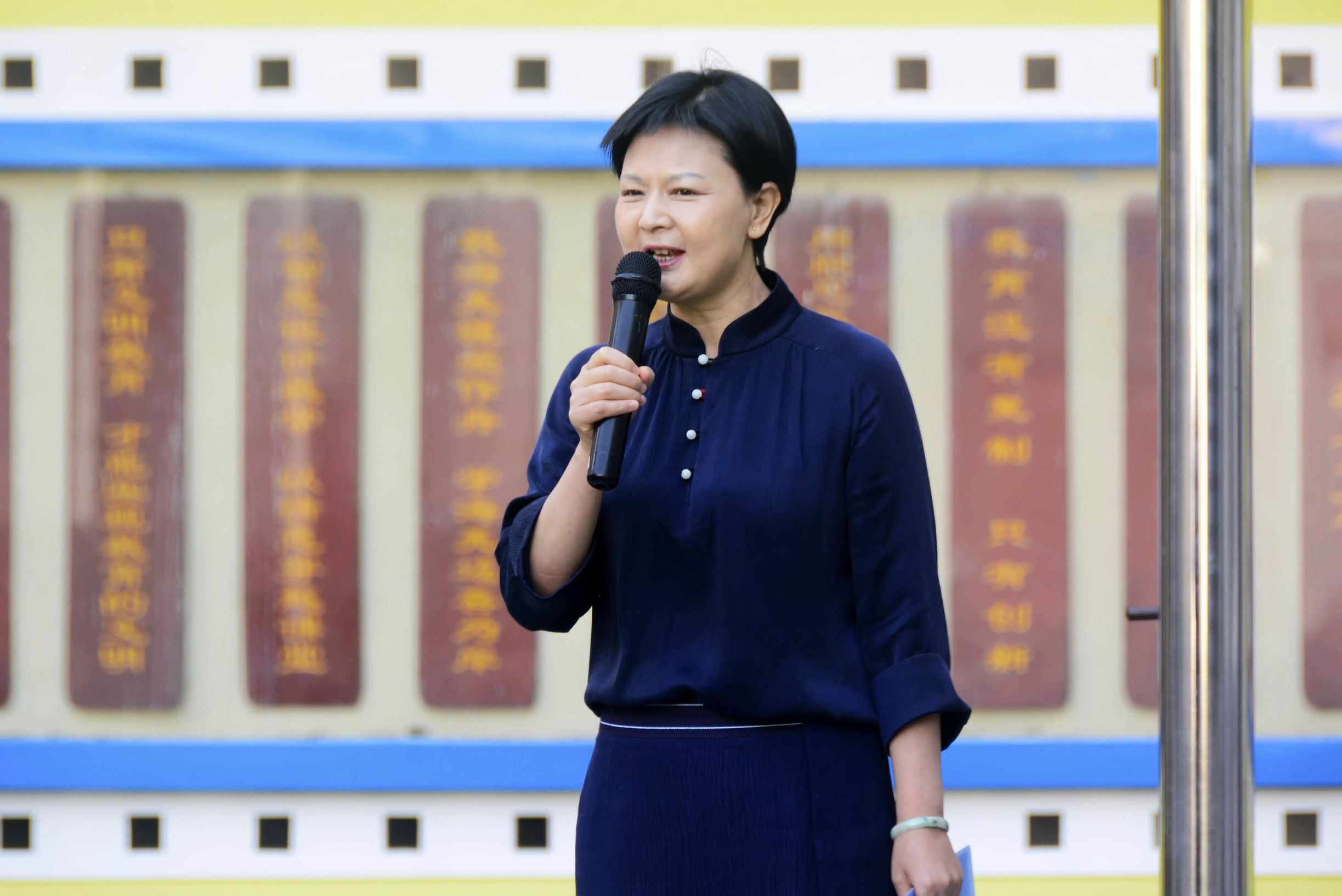 三小学校升旗仪式,城区三小升旗仪式正规视频完整版