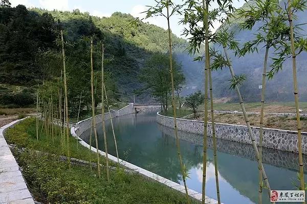 恩施土家族苗族村落,恩施景色秀丽的少数民族村寨