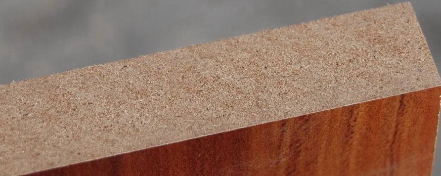 衣柜到底是刨花板好还是密度板好,为什么品牌衣柜定制都用颗粒板材