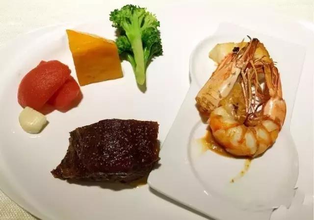 郑州小吃美食推荐店排名榜前十,郑州新东区小吃美食攻略