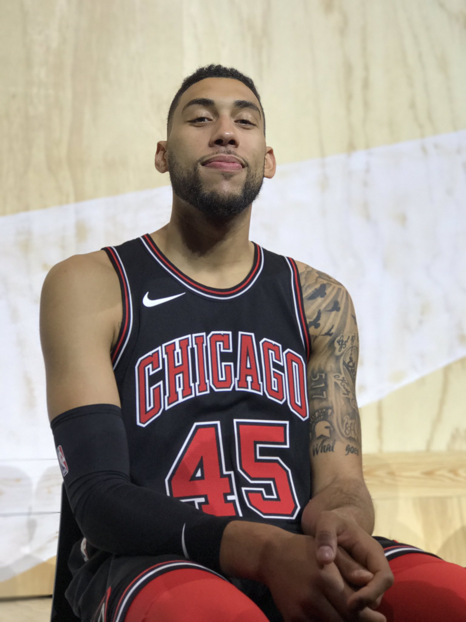 nba耐克球衣发布会,nba官方公布新赛季城市版球衣