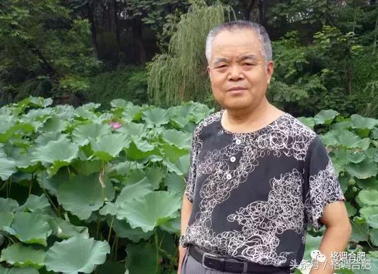 痴迷画画，除了教书就是水墨画