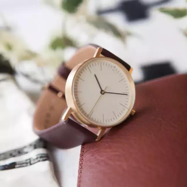 dw一个档次的手表品牌,和dw手表一样潮的手表叫什么牌子