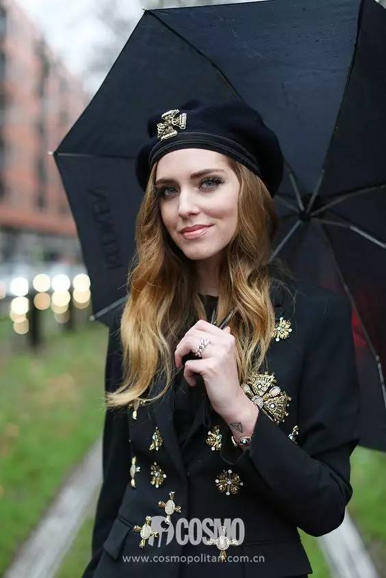 巧搭配更时尚,巧巧搭配服饰只有一件吗