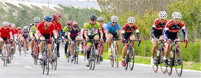 全民健身体育文化广场,全民健身舞动青春