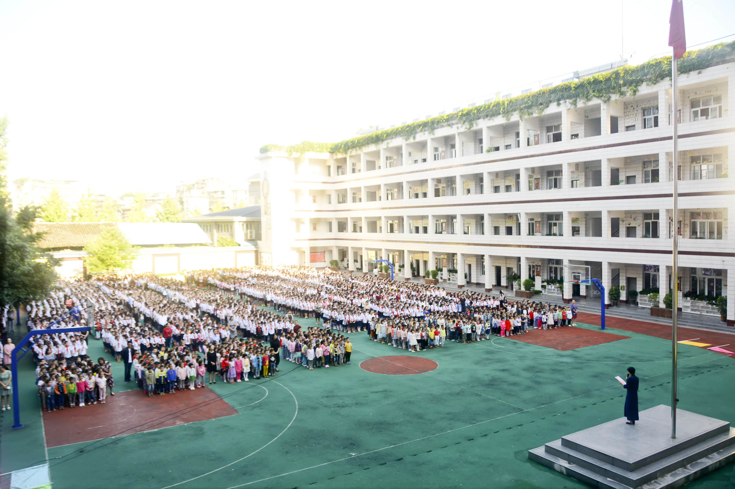 三小学校升旗仪式,城区三小升旗仪式正规视频完整版