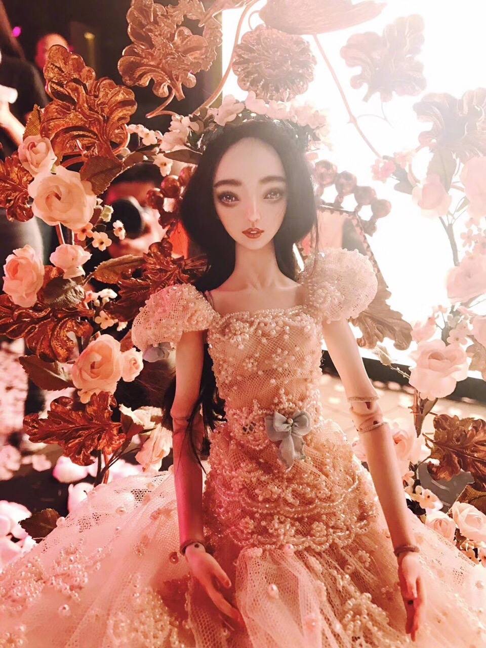 李晨范冰冰钻戒,李晨送给范冰冰的钻戒多少钱