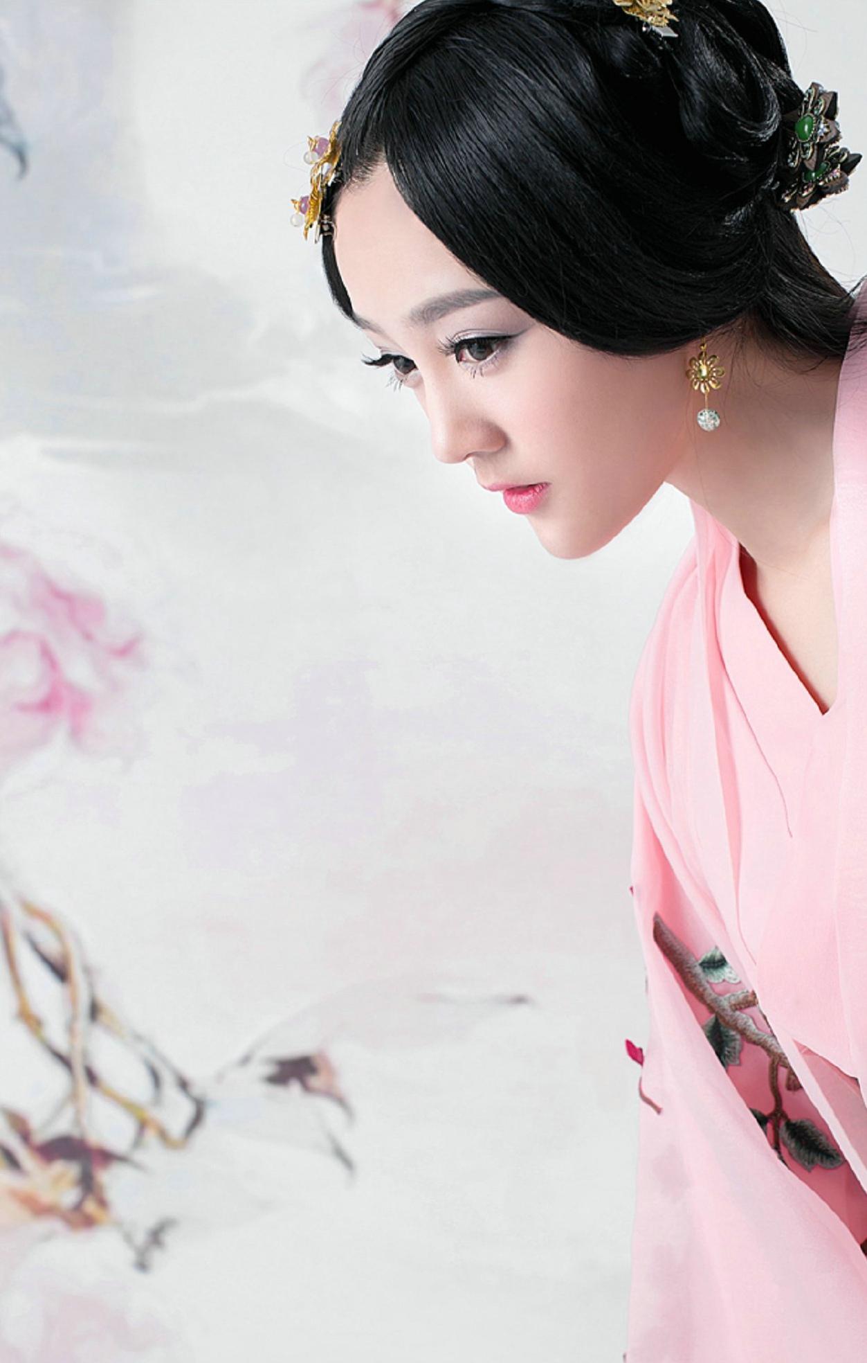 杜甫为什么被称作诗史和诗圣,杜甫到底是诗豪还是诗佛