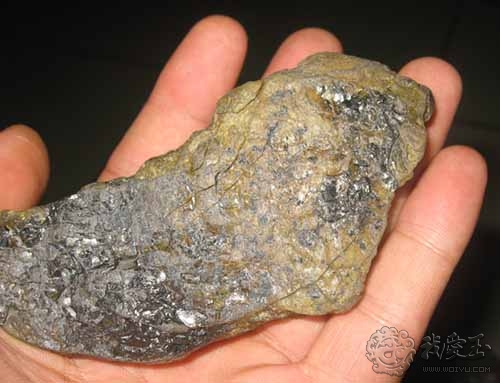 琥珀假原石的鉴别方法,琥珀蜜蜡造假材料