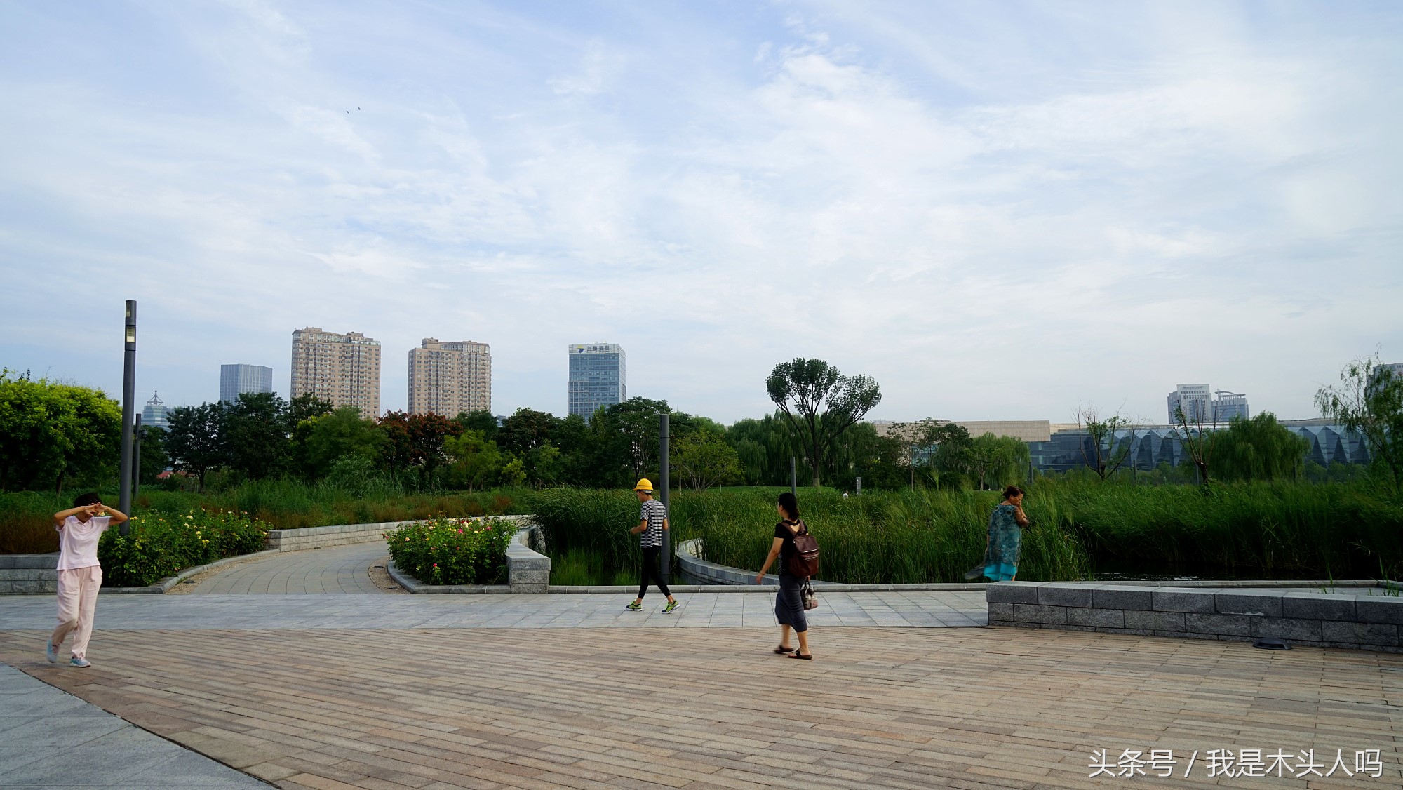 天津银河广场原来样子,天津银河广场最新视频