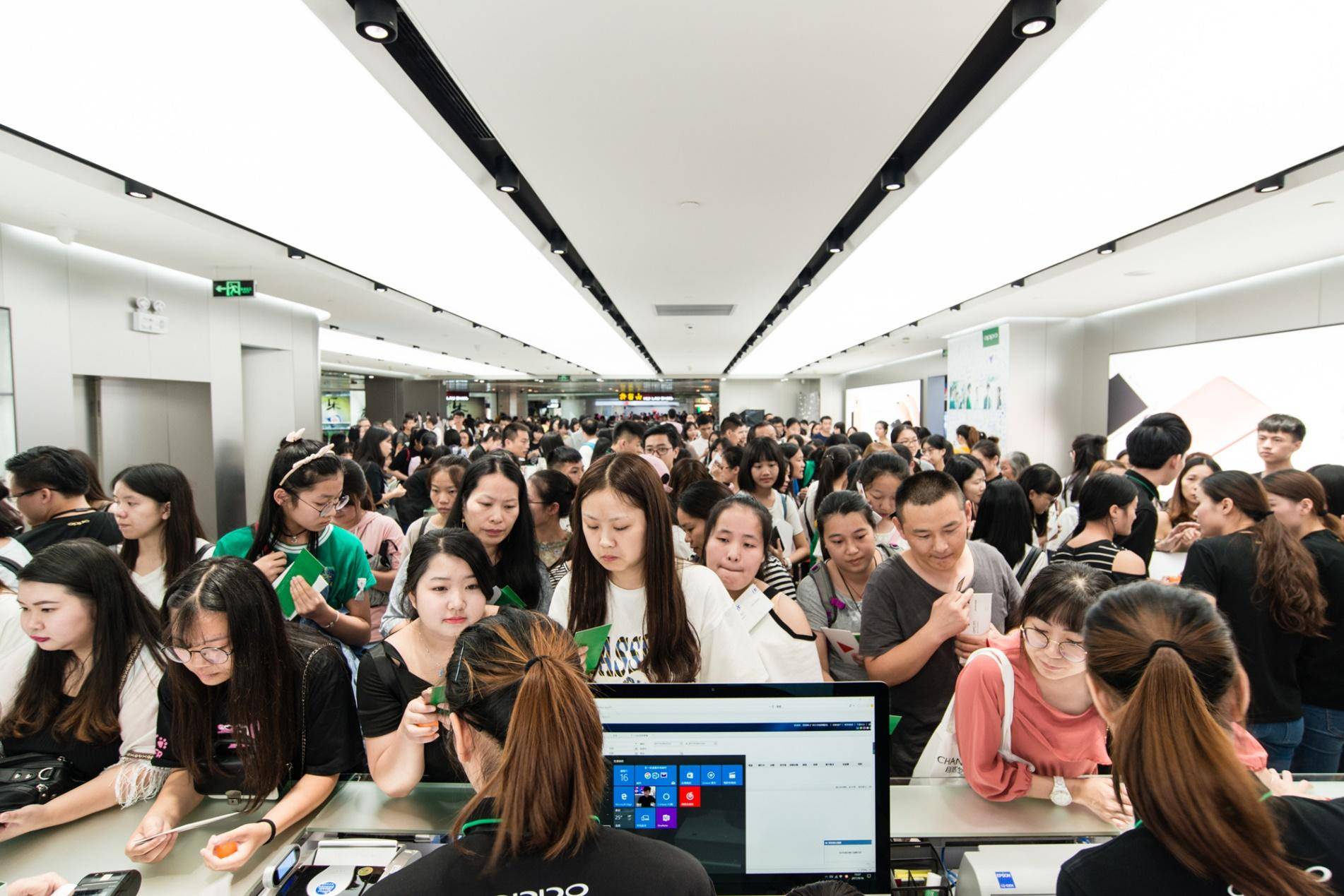 oppor11s王俊凯,oppor11广告tfboys