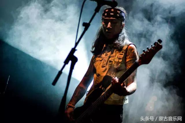 一只满载荣誉的金属乐队——颠覆M