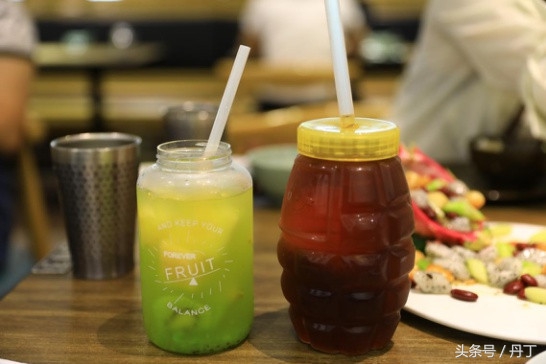 美女三亚之旅、疯狂购物、刷爆银行卡、