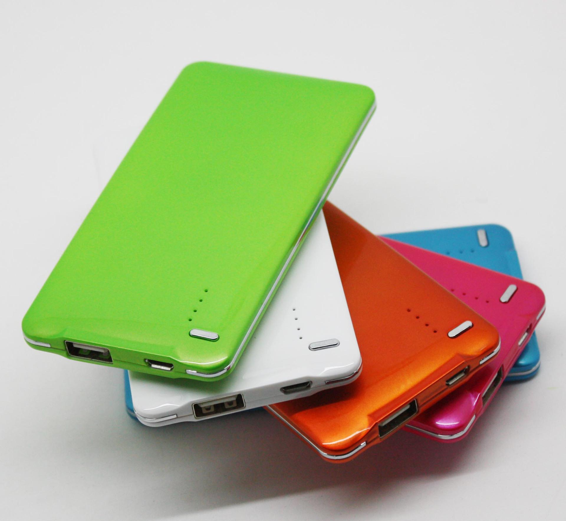 1万毫安充电宝充15pro电池容量,小米充电宝1万毫安额定容量6000