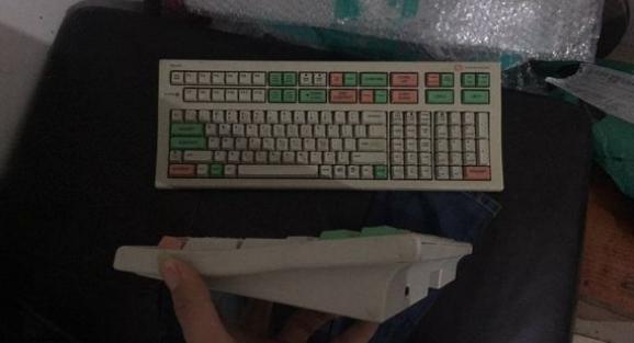 ps4鎵嬫焺椋炵嚎榄旀敼,椋炵嚎鏈烘閿洏