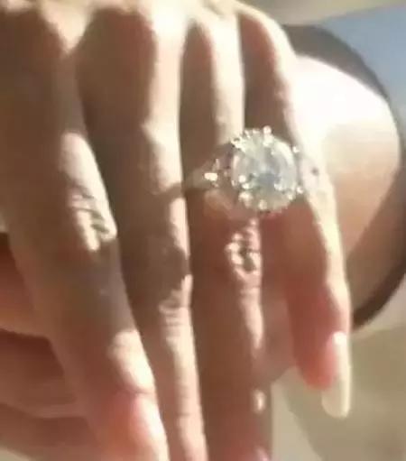 范冰冰的钻戒有多大,范冰冰钻戒有多大