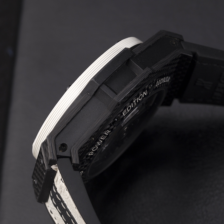 碳纤维机械手表,宇舶尤文图斯限量版