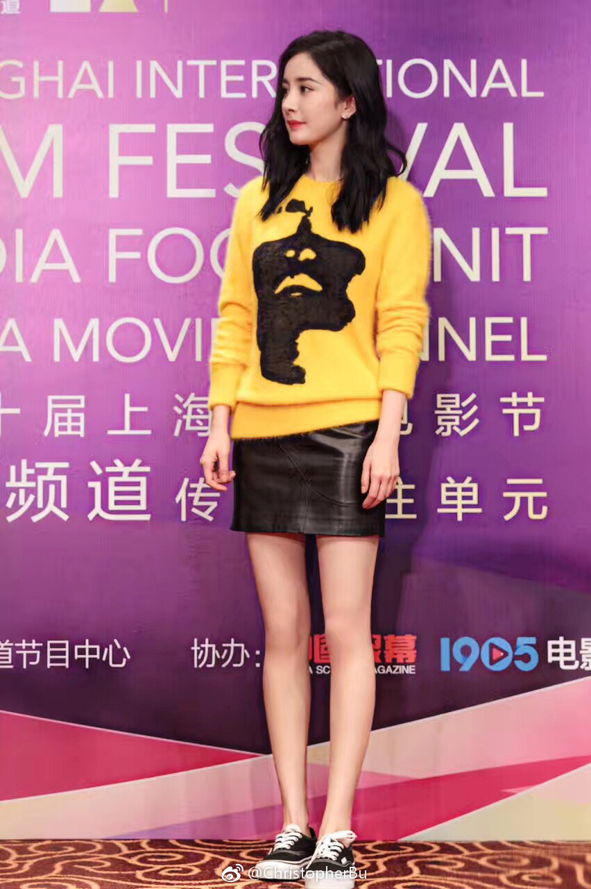 周冬雨夏季衣服穿搭,杨幂夏天穿搭风格