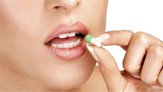 从来都没有整顿过得药箱，在里面发现了这个