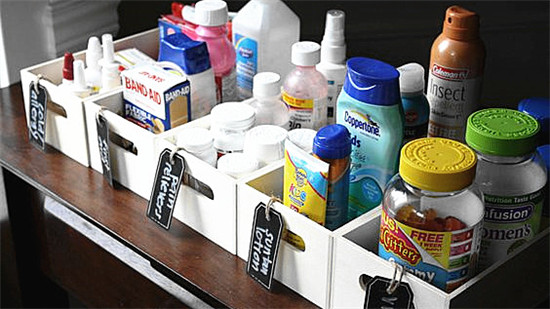 从来都没有整顿过得药箱，在里面发现了这个