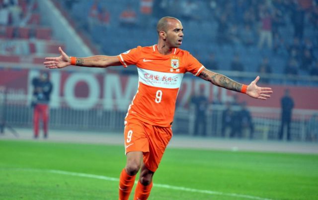 我待你如初恋虐我千万遍的句子,我待你如初恋你却虐我千万遍