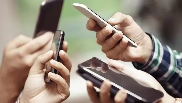 持电子登机牌怎么过安检和登机,是不是领取登机牌就可以过安检了