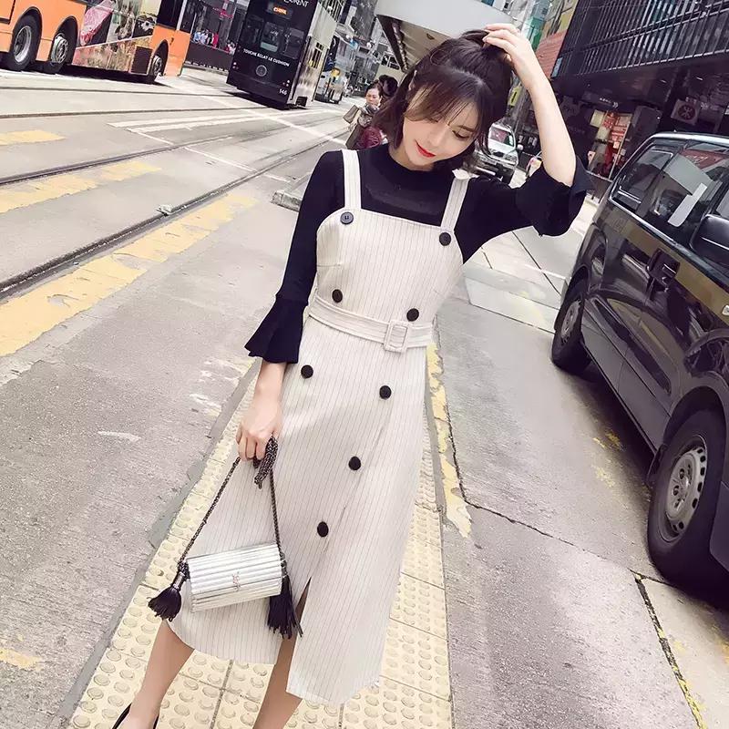 吊带连衣裙叠衣法,吊带连衣裙套装减龄